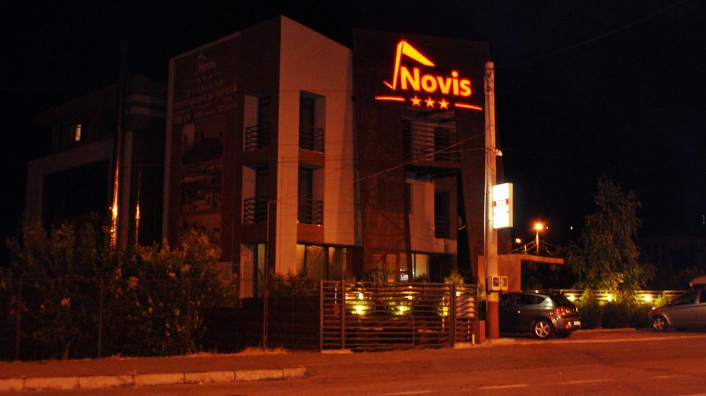Pensiunea Novis Iasi Exterior foto